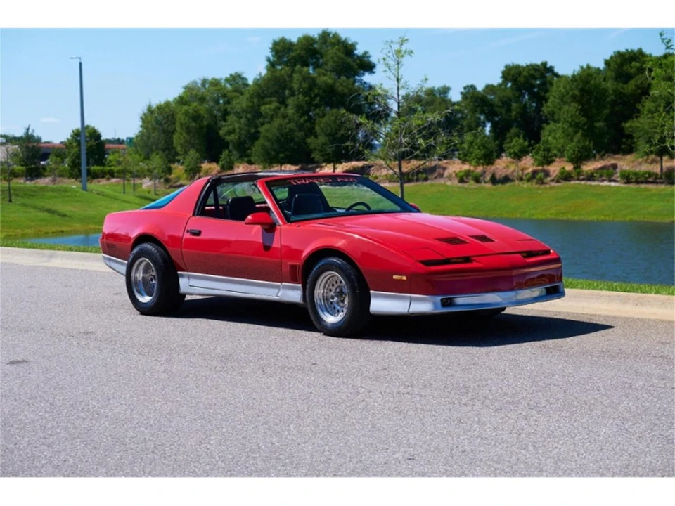 1986 Pontiac Firebird 3rd Gen - Image 4 of 11