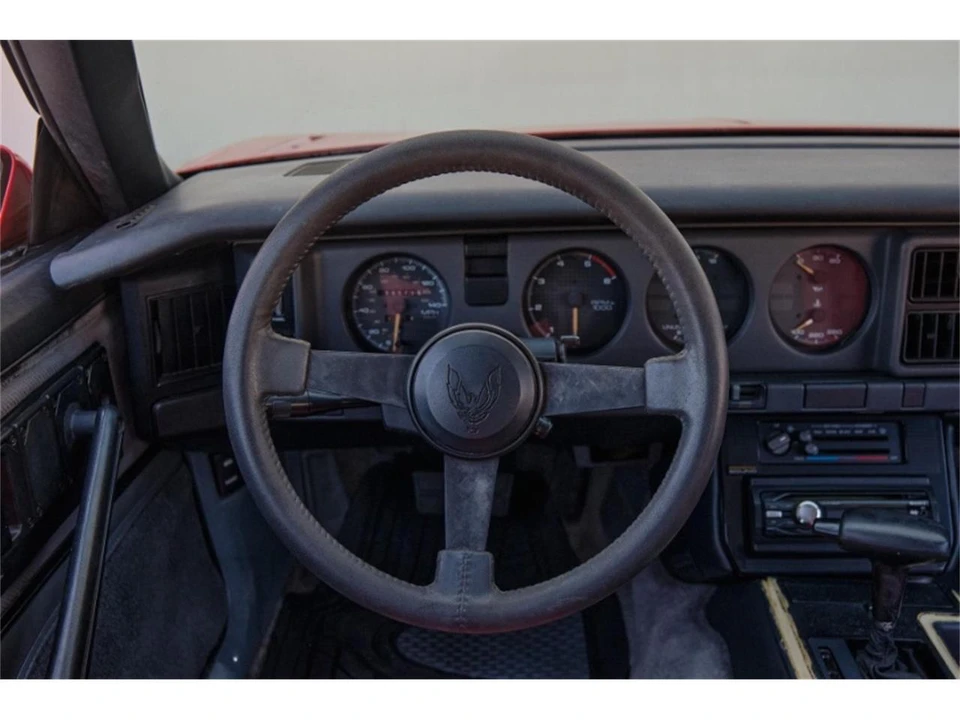 1986 Pontiac Firebird 3rd Gen - Image 10 of 11