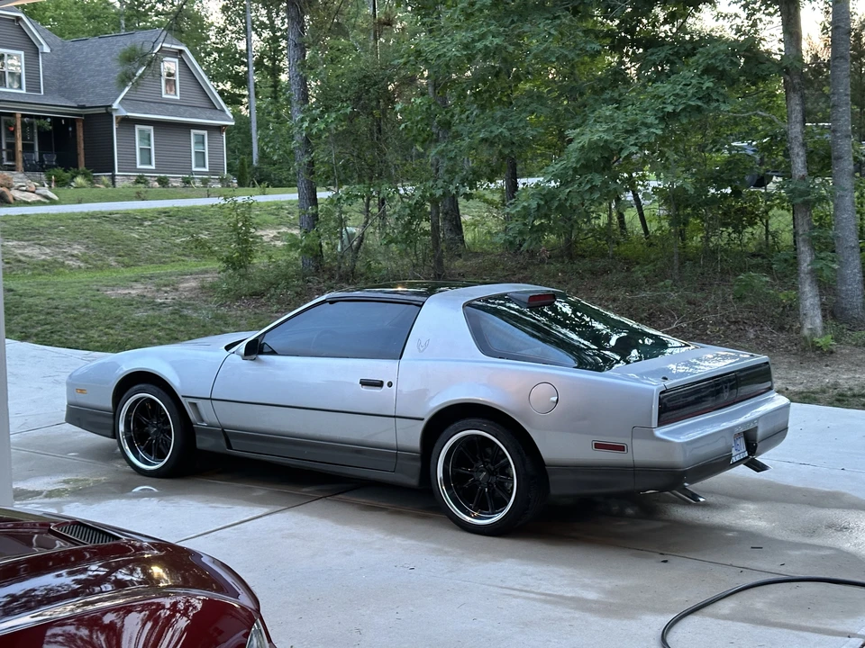 1986 Pontiac Firebird Trans Am 3rd Gen - Image 26 of 31