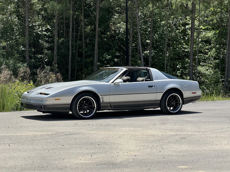 1986 Pontiac Firebird Trans Am 3rd Gen - Image 20 of 31