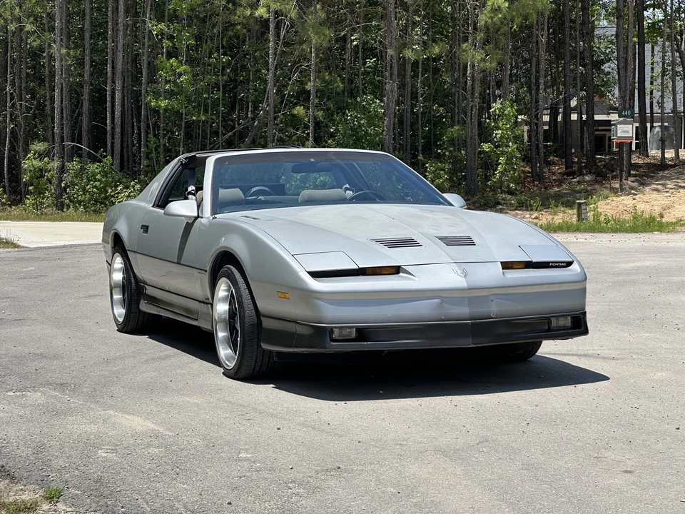 1986 Pontiac Firebird Trans Am 3rd Gen - Image 5 of 31