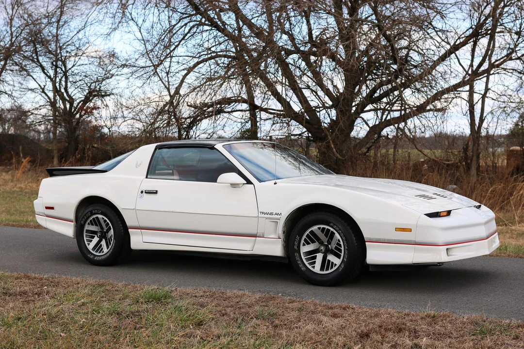 1986 Pontiac Firebird Trans Am 3rd Gen - Image 21 of 31