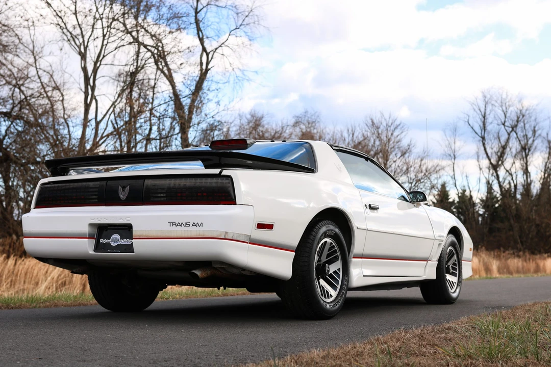 1986 Pontiac Firebird Trans Am 3rd Gen - Image 17 of 31