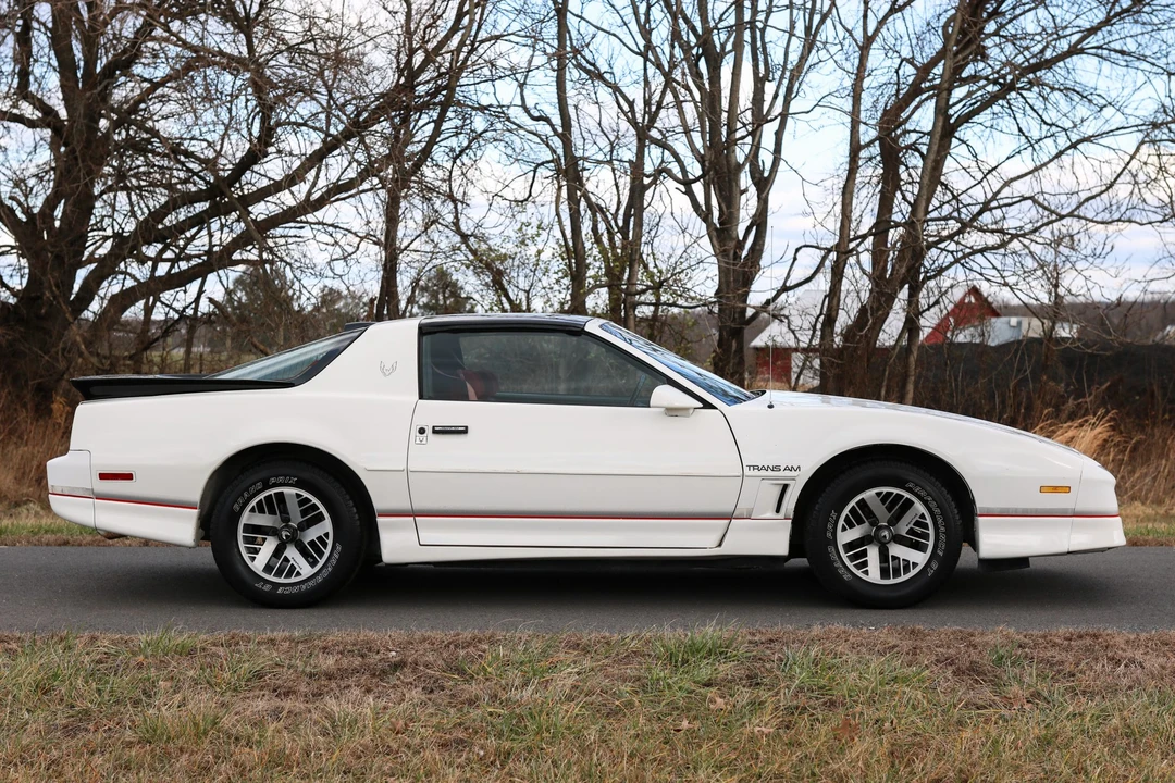 1986 Pontiac Firebird Trans Am 3rd Gen - Image 20 of 31
