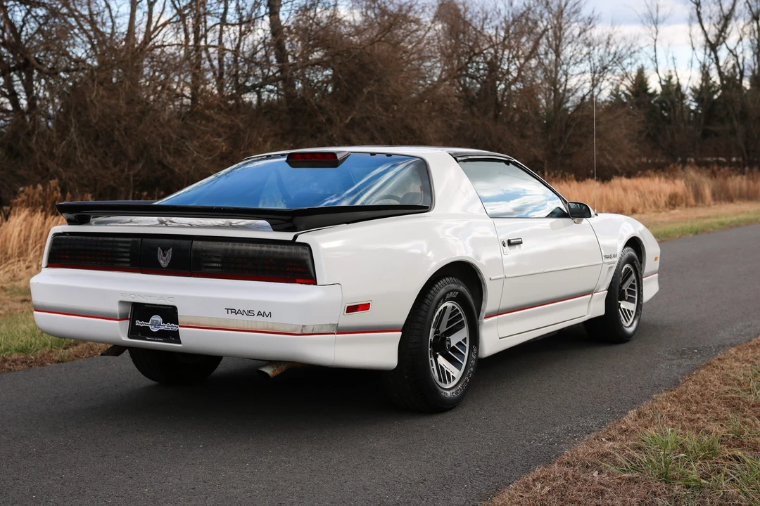 1986 Pontiac Firebird Trans Am 3rd Gen - Image 15 of 31