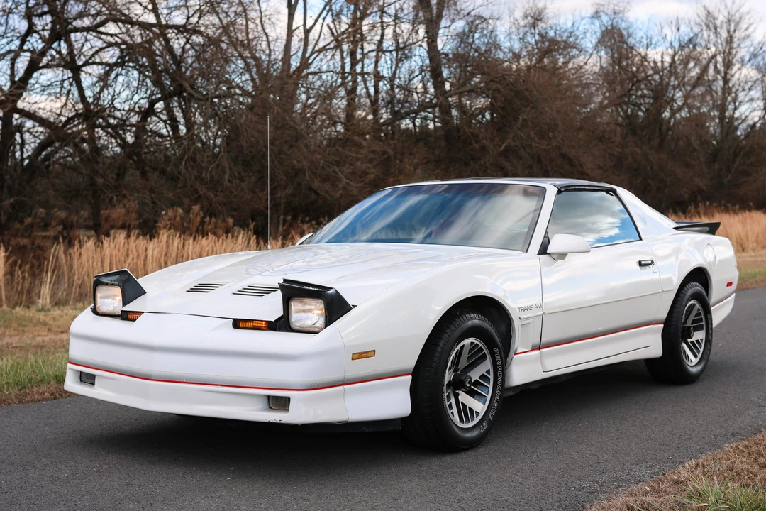 1986 Pontiac Firebird Trans Am 3rd Gen - Image 3 of 31
