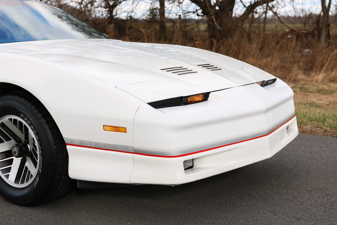 1986 Pontiac Firebird Trans Am 3rd Gen - Image 29 of 31