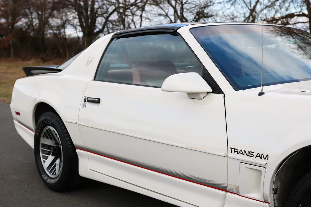 1986 Pontiac Firebird Trans Am 3rd Gen - Image 28 of 31