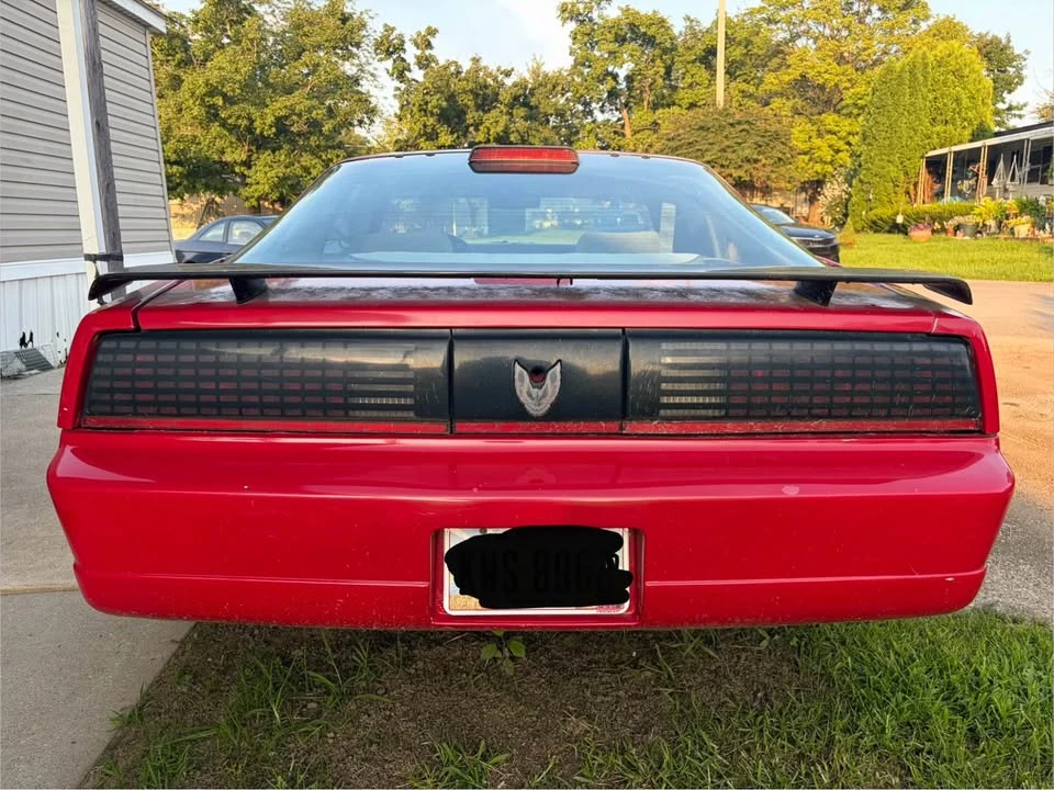 1986 Pontiac Firebird Trans Am 3rd Gen - Image 4 of 12