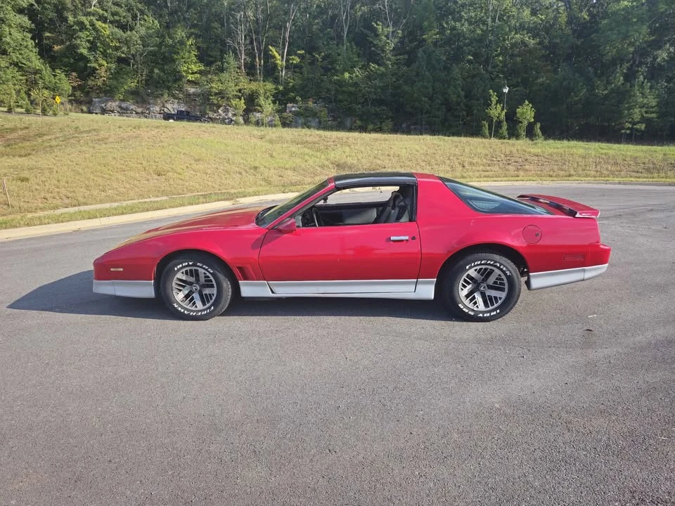 1986 Pontiac Firebird Trans Am 3rd Gen - Image 2 of 8