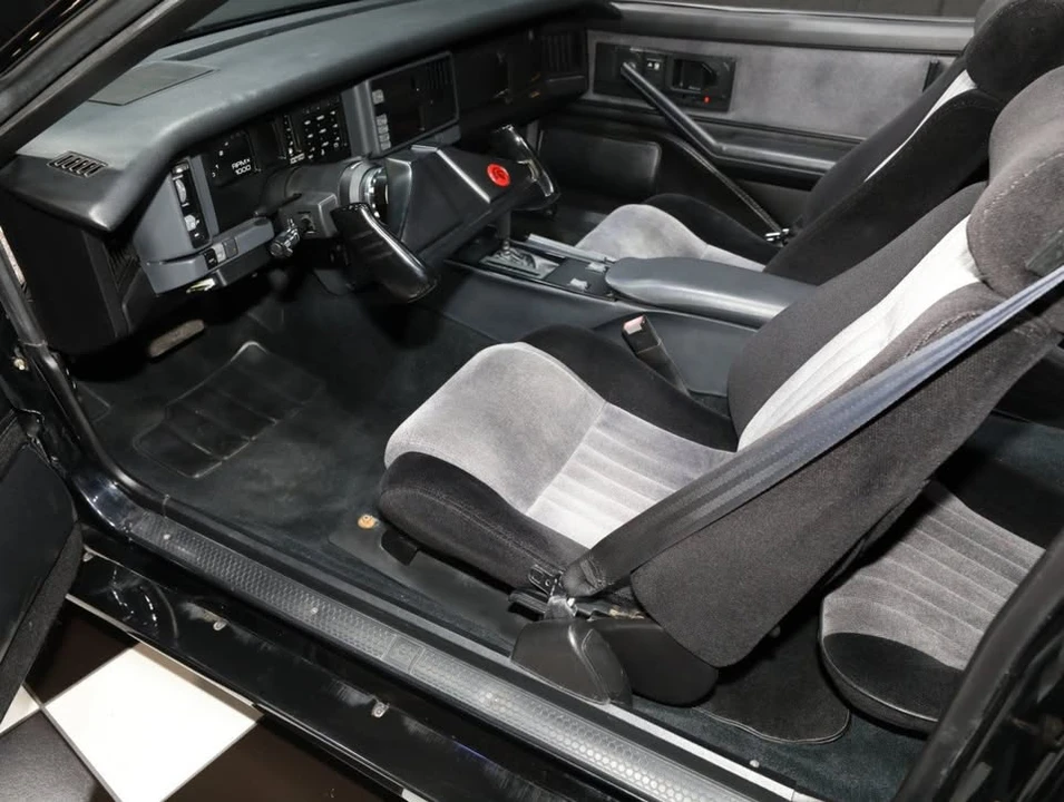1986 Pontiac Firebird Trans Am 3rd Gen - Image 2 of 20