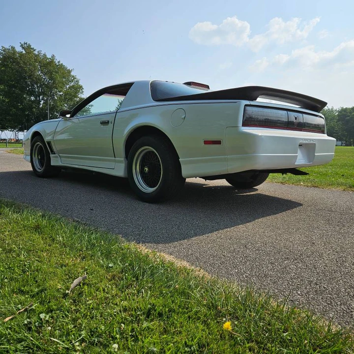 1986 Pontiac Firebird Trans Am 3rd Gen - Image 5 of 19