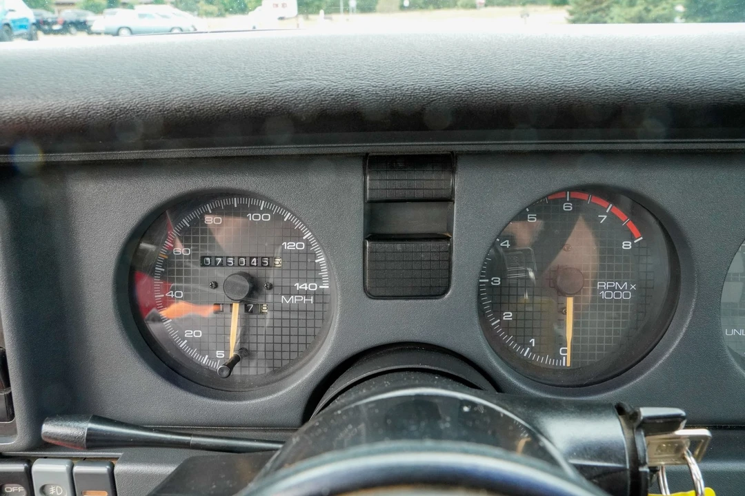 1986 Pontiac Firebird Trans Am 3rd Gen - Image 13 of 31