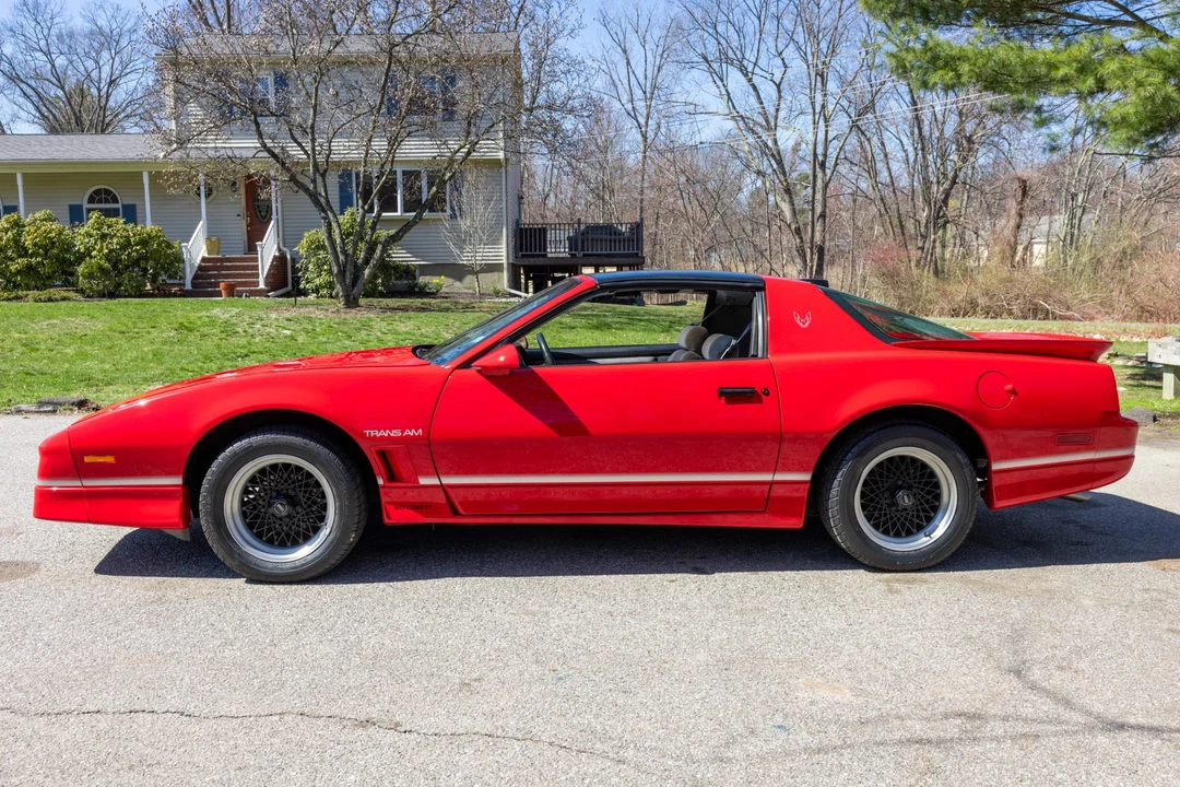 1986 Pontiac Firebird Trans Am 3rd Gen - Image 4 of 31