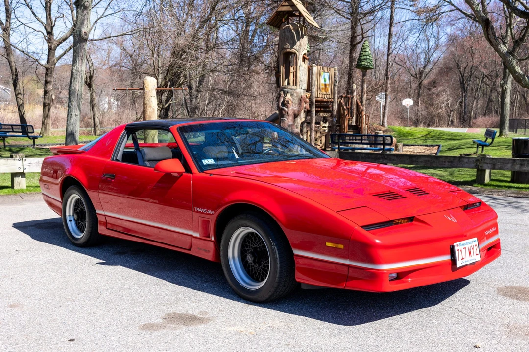 1986 Pontiac Firebird Trans Am 3rd Gen - Image 9 of 31
