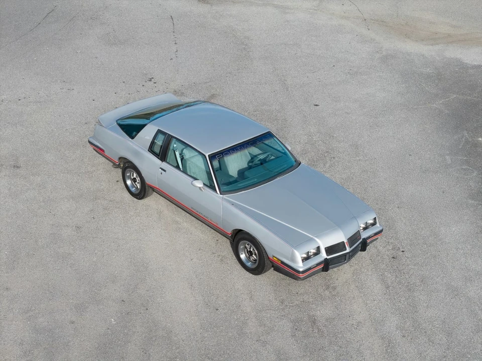 1986 Pontiac Grand Prix 3rd+ Gen - Image 8 of 31