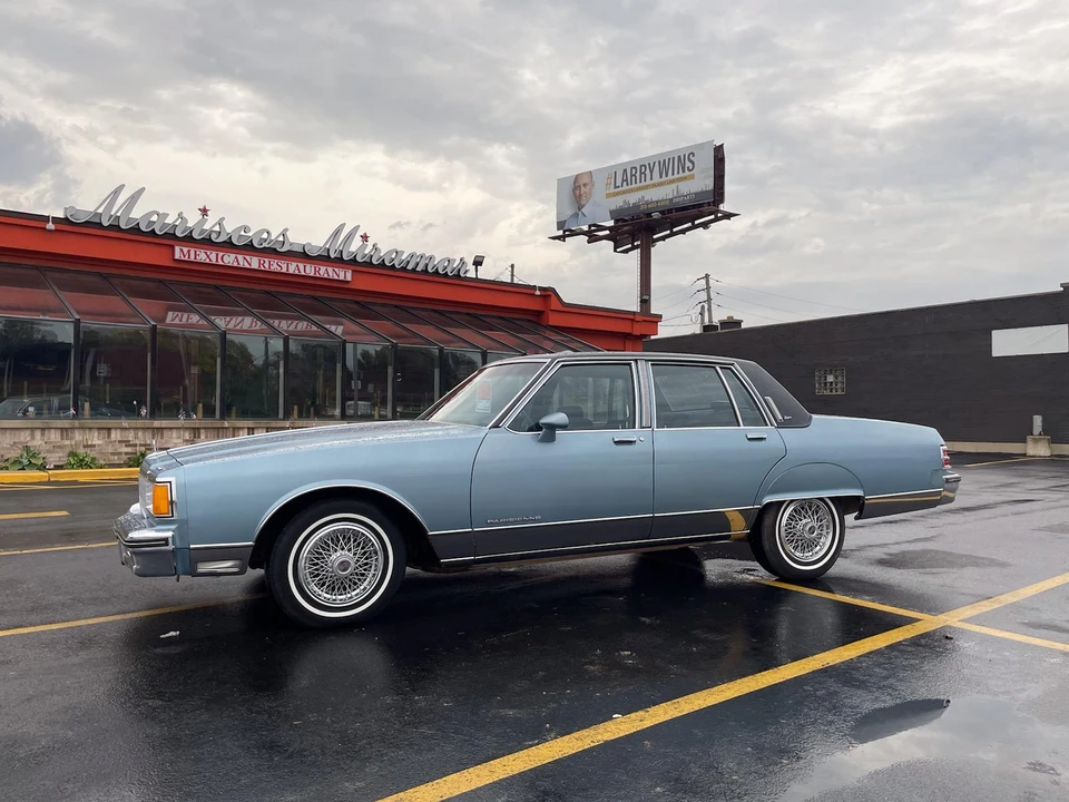 1986 Pontiac Parisienne - Image 15 of 31
