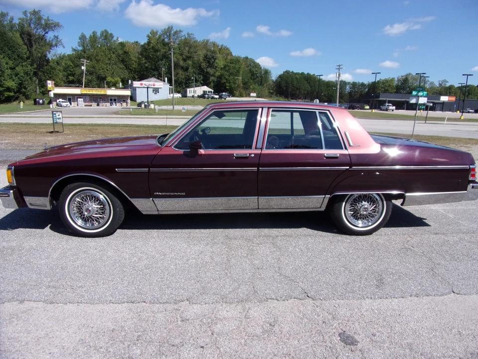 1986 Pontiac Parisienne - Image 3 of 31