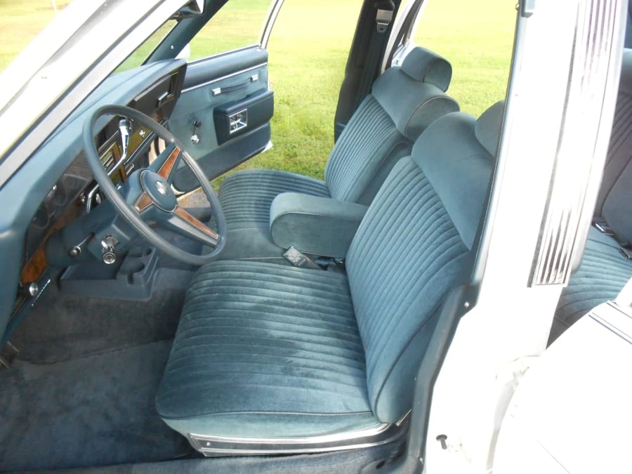 1986 Pontiac Parisienne - Image 12 of 23