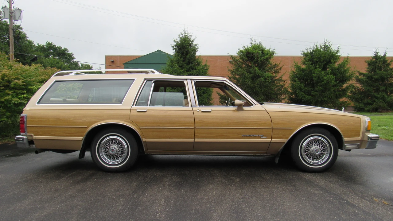 1986 Pontiac Parisienne - Image 22 of 31