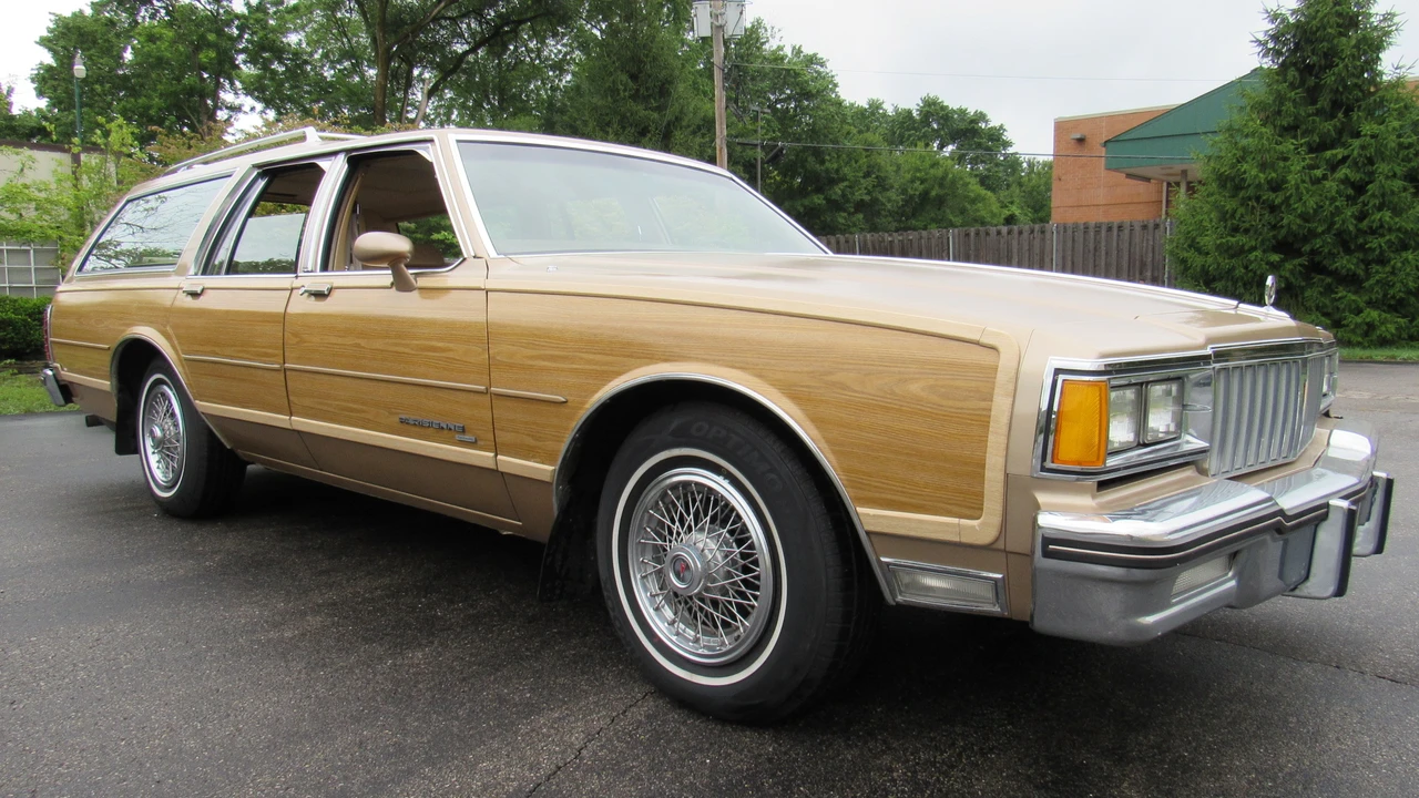 1986 Pontiac Parisienne - Image 12 of 31