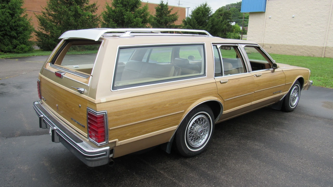 1986 Pontiac Parisienne - Image 18 of 31