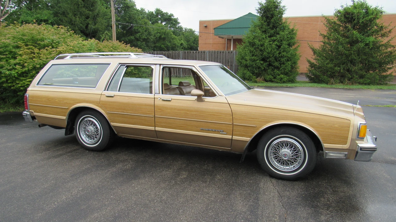 1986 Pontiac Parisienne - Image 14 of 31