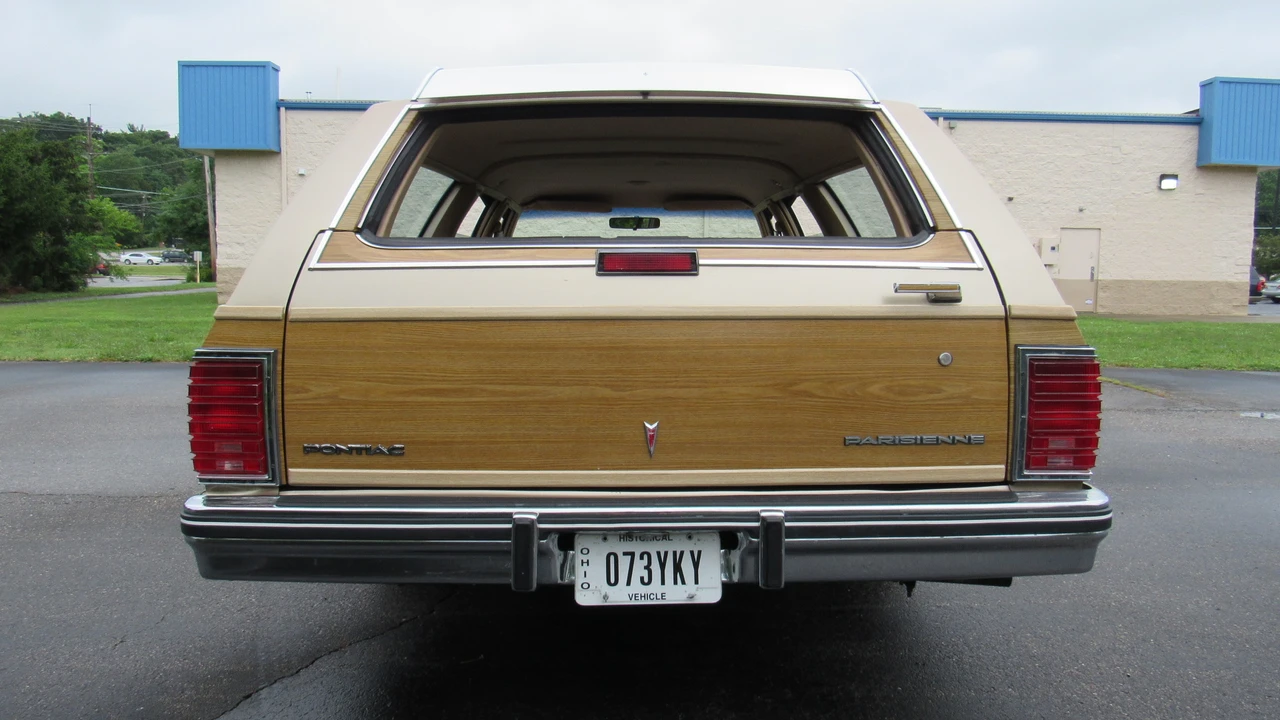 1986 Pontiac Parisienne - Image 25 of 31