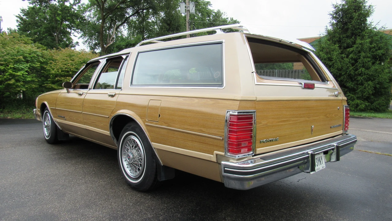 1986 Pontiac Parisienne - Image 27 of 31