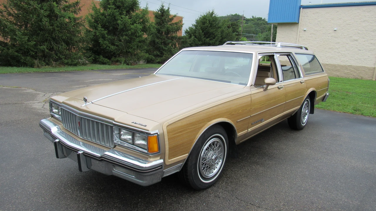 1986 Pontiac Parisienne - Image 7 of 31