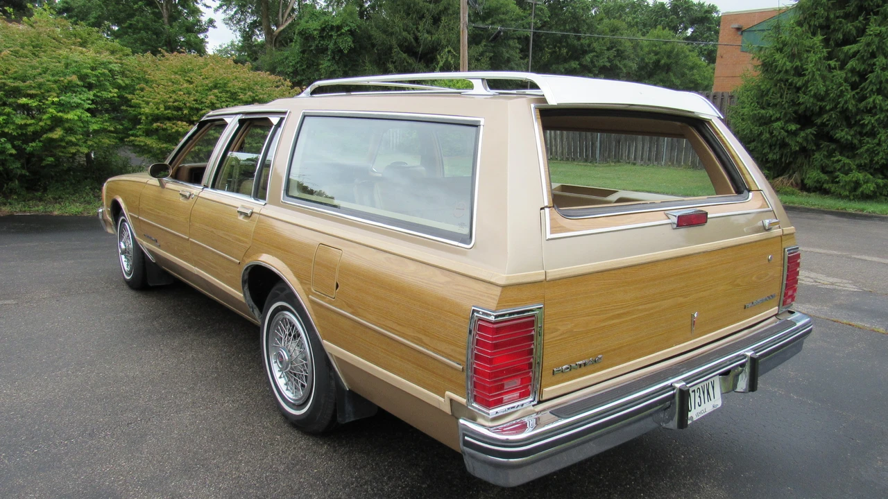 1986 Pontiac Parisienne - Image 28 of 31