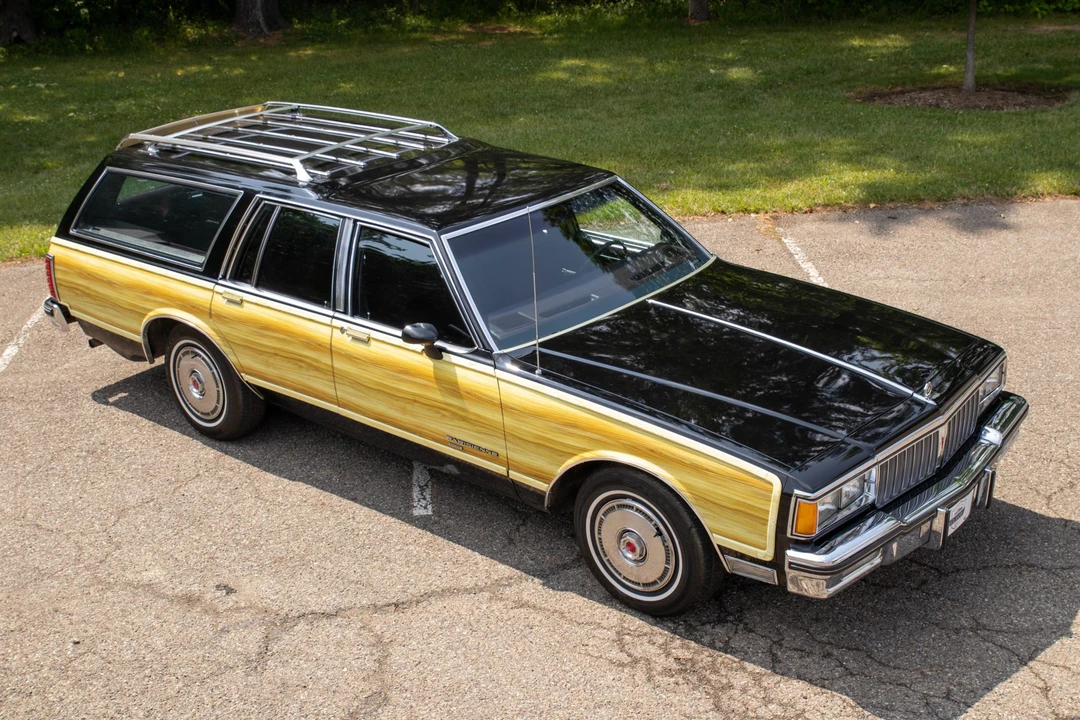 1986 Pontiac Parisienne - Image 8 of 31