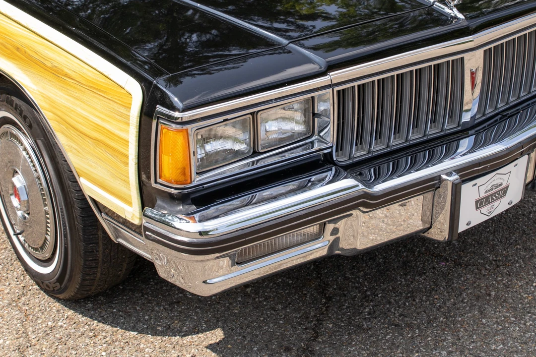 1986 Pontiac Parisienne - Image 10 of 31