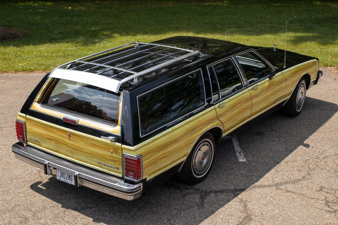 1986 Pontiac Parisienne - Image 6 of 31