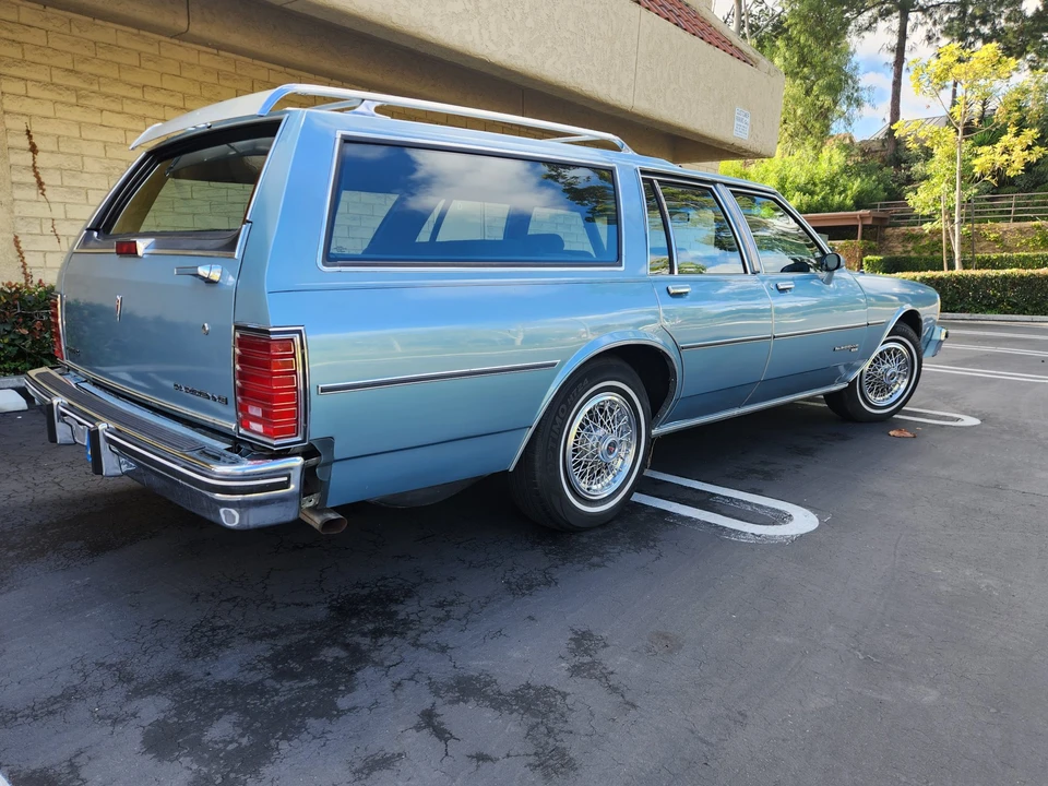 1986 Pontiac Safari - Image 5 of 31