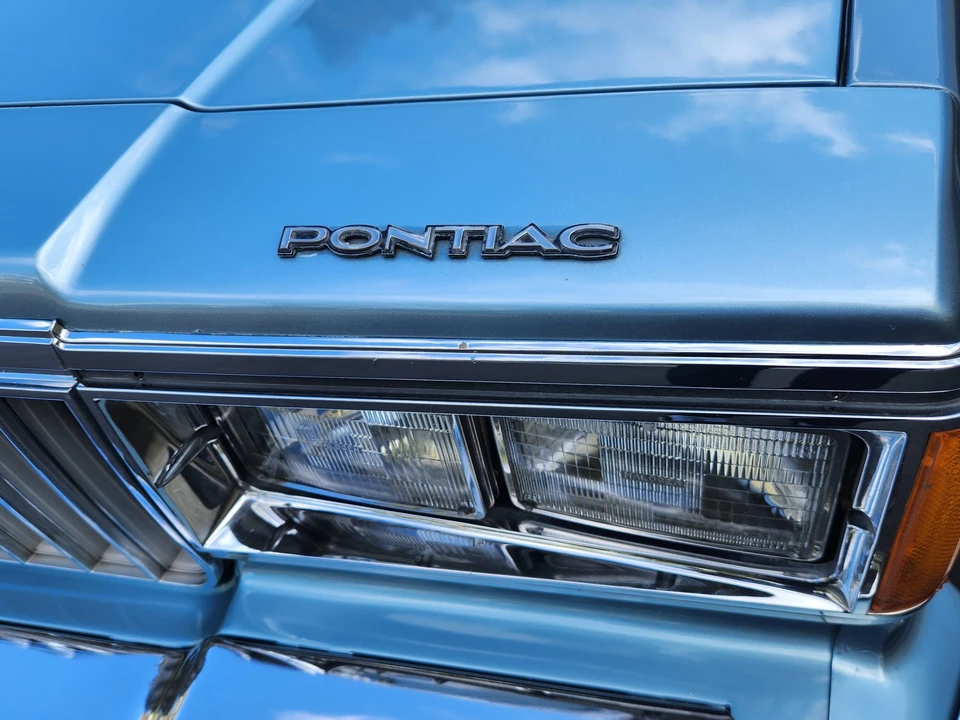 1986 Pontiac Safari - Image 13 of 31
