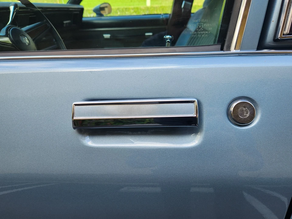 1986 Pontiac Safari - Image 14 of 31
