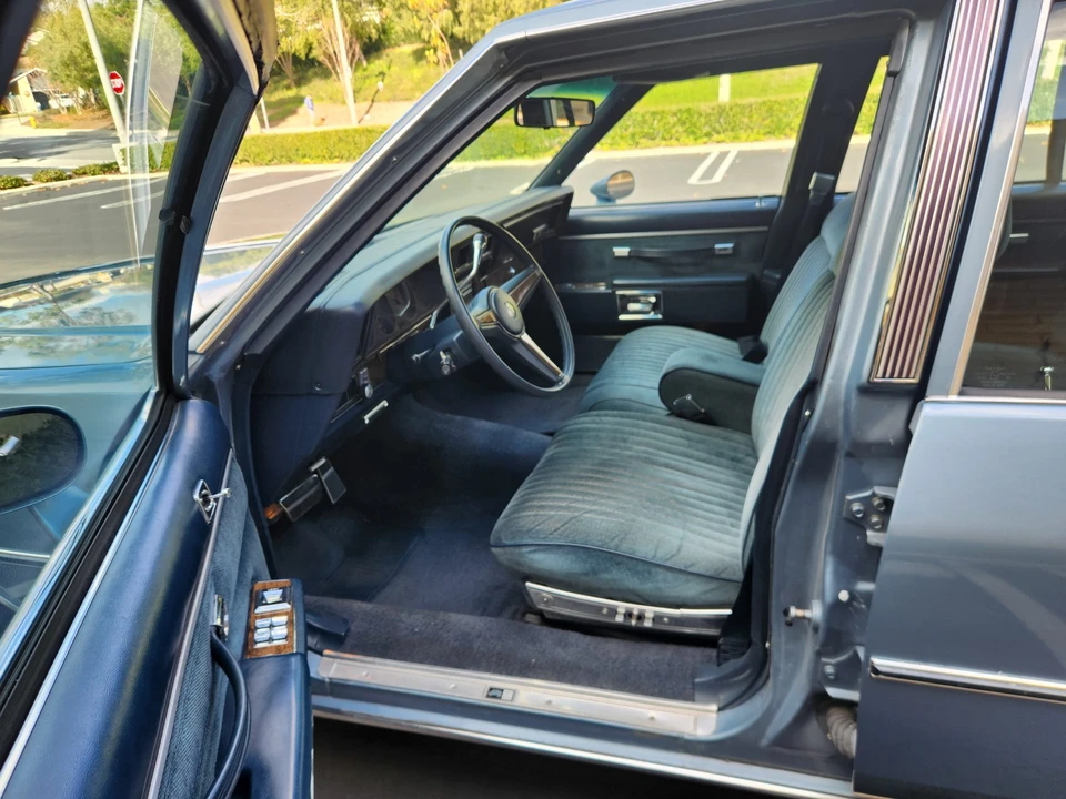 1986 Pontiac Safari - Image 26 of 31