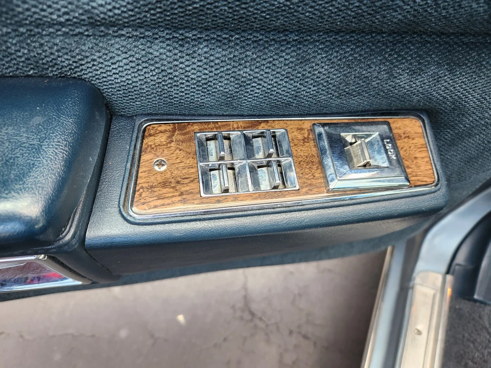 1986 Pontiac Safari - Image 25 of 31