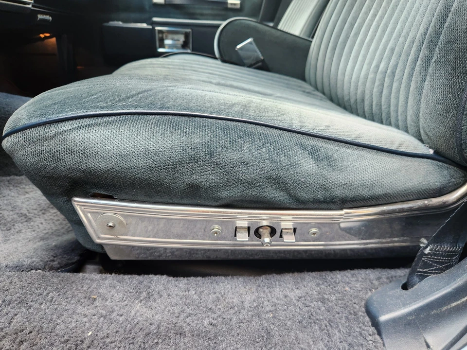 1986 Pontiac Safari - Image 29 of 31