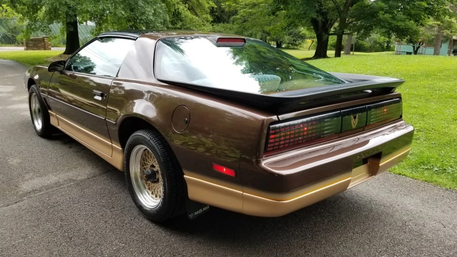 1986 Pontiac Firebird Trans Am 3rd Gen - Image 3 of 11