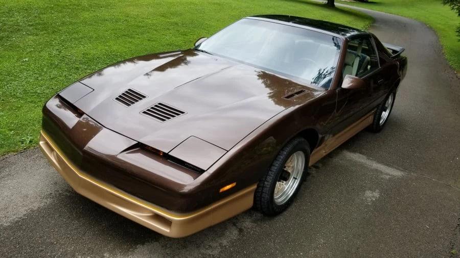 1986 Pontiac Firebird Trans Am 3rd Gen - Image 10 of 11