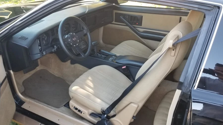 1986 Pontiac Firebird Trans Am 3rd Gen - Image 5 of 6
