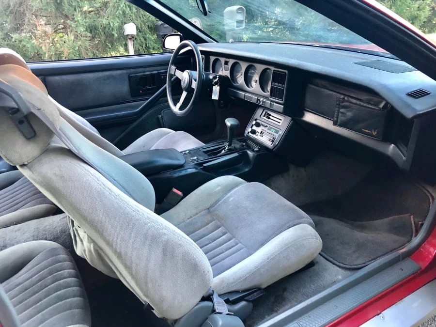 1986 Pontiac Firebird Trans Am 3rd Gen - Image 5 of 11