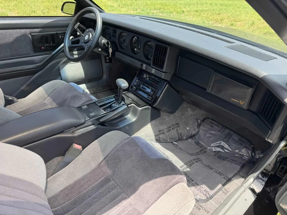1986 Pontiac Firebird Trans Am 3rd Gen - Image 20 of 30