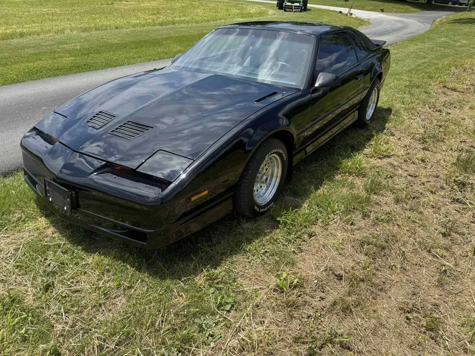 1986 Pontiac Firebird Trans Am 3rd Gen - Image 6 of 30