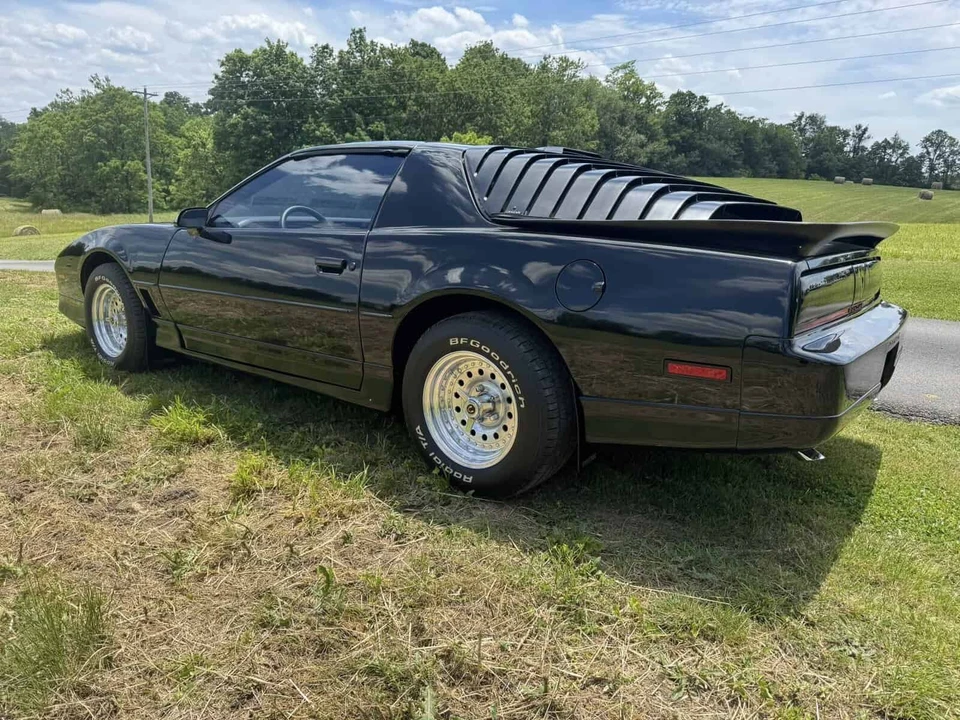 1986 Pontiac Firebird Trans Am 3rd Gen - Image 7 of 30