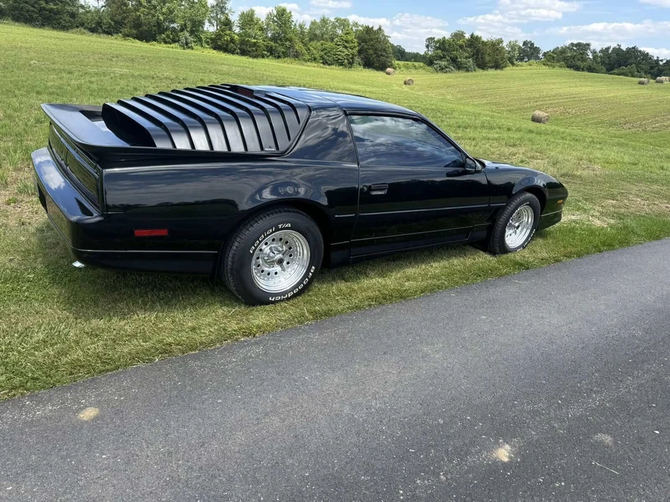 1986 Pontiac Firebird Trans Am 3rd Gen - Image 3 of 30