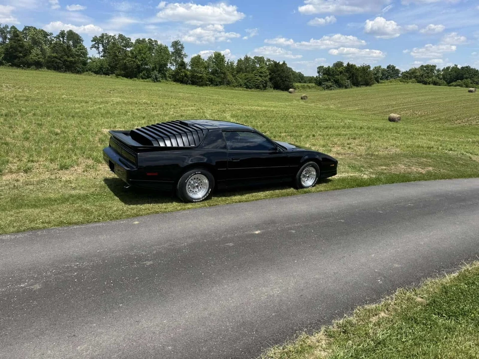 1986 Pontiac Firebird Trans Am 3rd Gen - Image 29 of 30