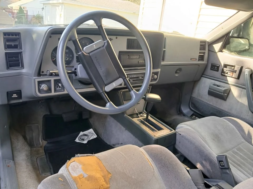 1986 Pontiac Sunbird - Image 2 of 6